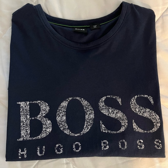 Hugo Boss Men’s T-shirt - Picture 5 of 6